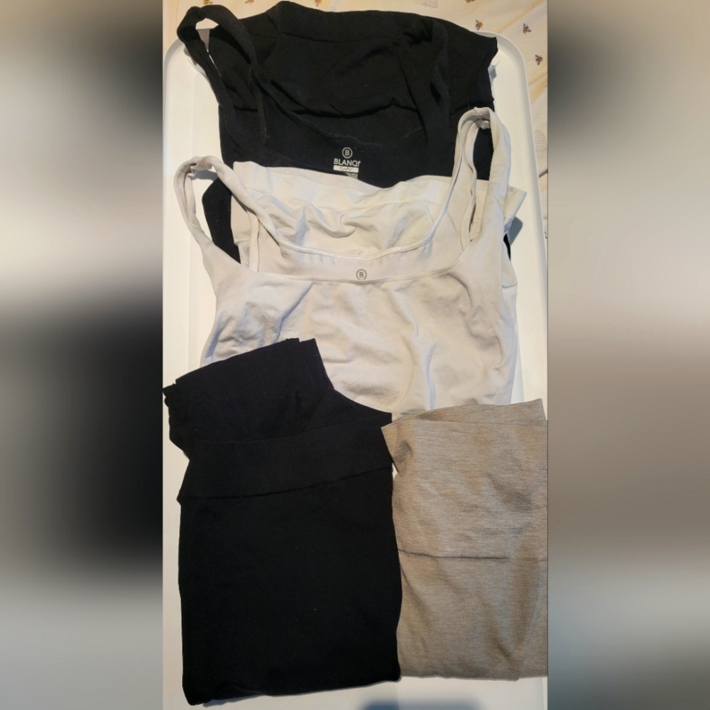 Blanqi post partum support lot. 2 tanks, 2 leggings size Large